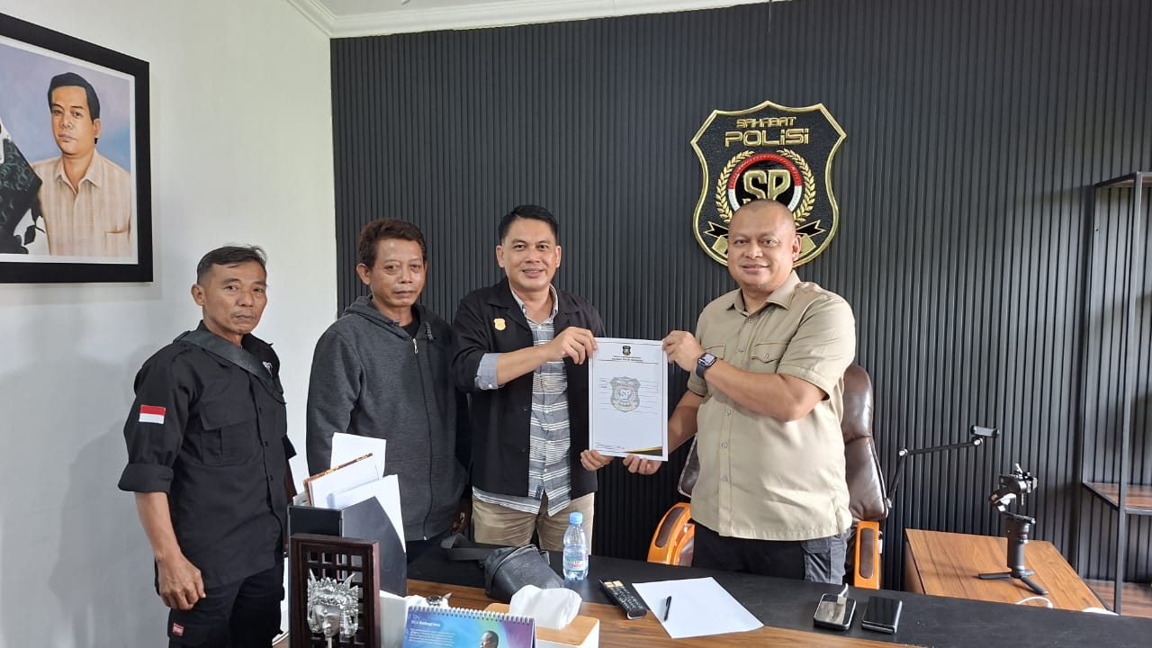 Pegang Prinsip Memanusiakan Manusia DPC SPI Indramayu Berikan Layanan Ambulans