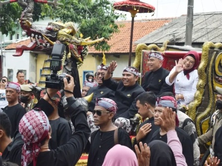 Peringatan Hari Jadi ke-495 Diramaikan Becak Hias, Wong Cilik Ikut Gembira 