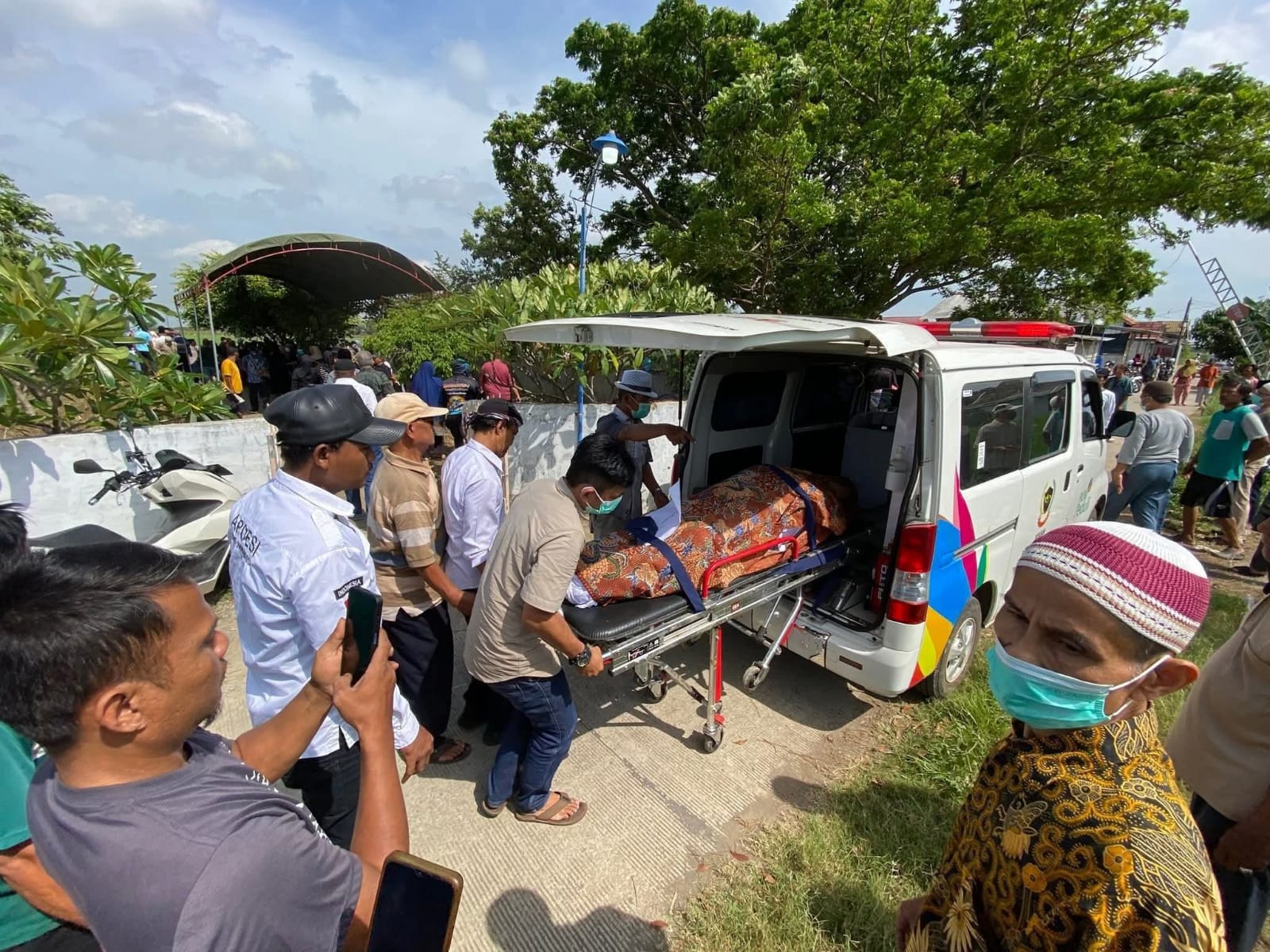 H Sahroni Dikenang sebagai Pribadi Religius: Selalu di Barisan Depan Saat Salat