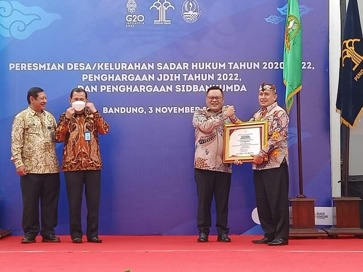 Desa Cadangpinggan dan Bondan Kecamatan Sukagumiwang  Desa Sadar Hukum Tahun 2022