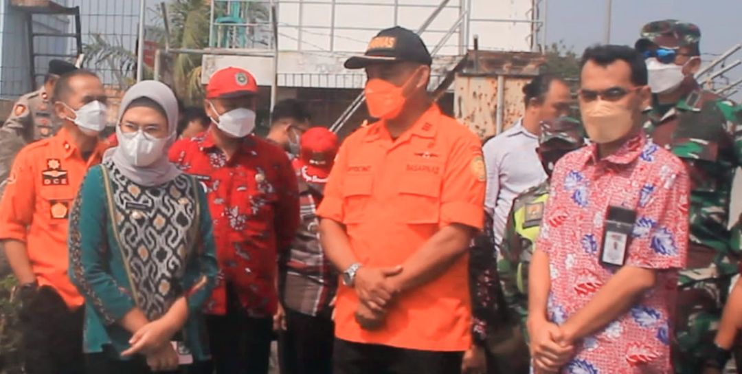 Kunjungi Posko Tim SAR, Bupati Indramayu Berharap Korban Tenggelam Segera Ditemukan