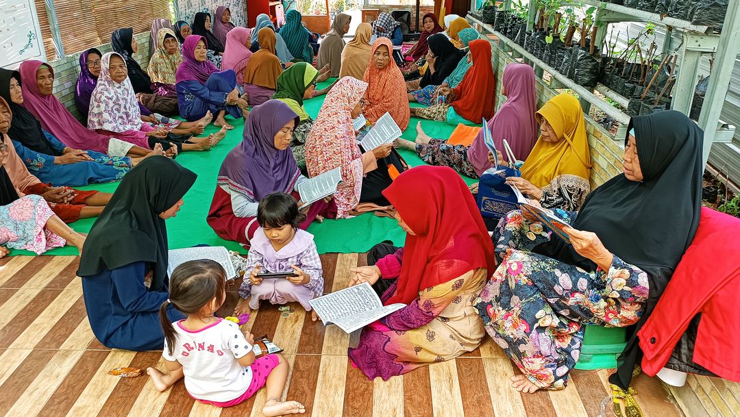 Pesantren Ramadhan Lansia, Tempat Para Lansia Mengisi Bulan Ramadhan dan Belajar Membaca Al Qur’an      
