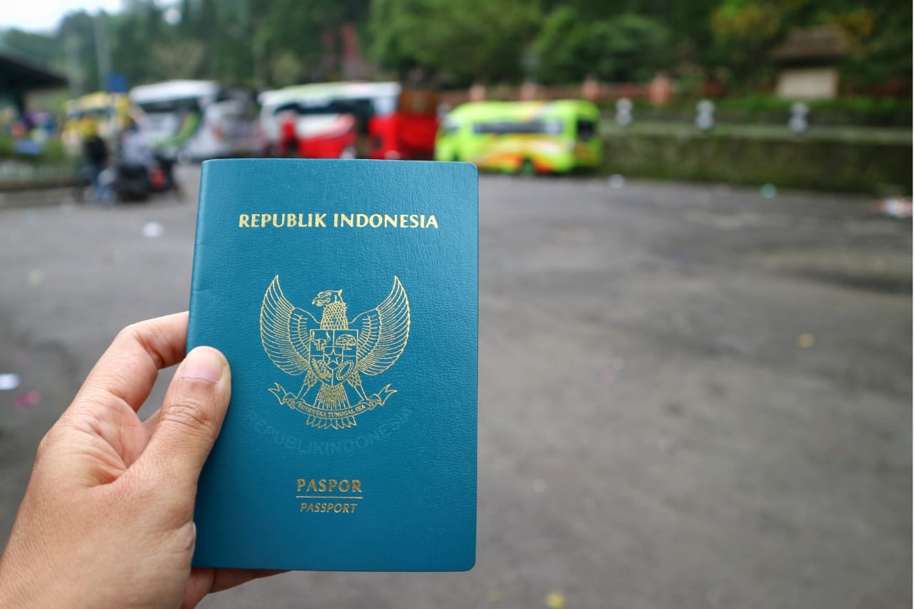 Paspor Singapura Masih Terkuat di ASEAN! Indonesia Peringkat 6 dengan 76 Negara Bebas Visa