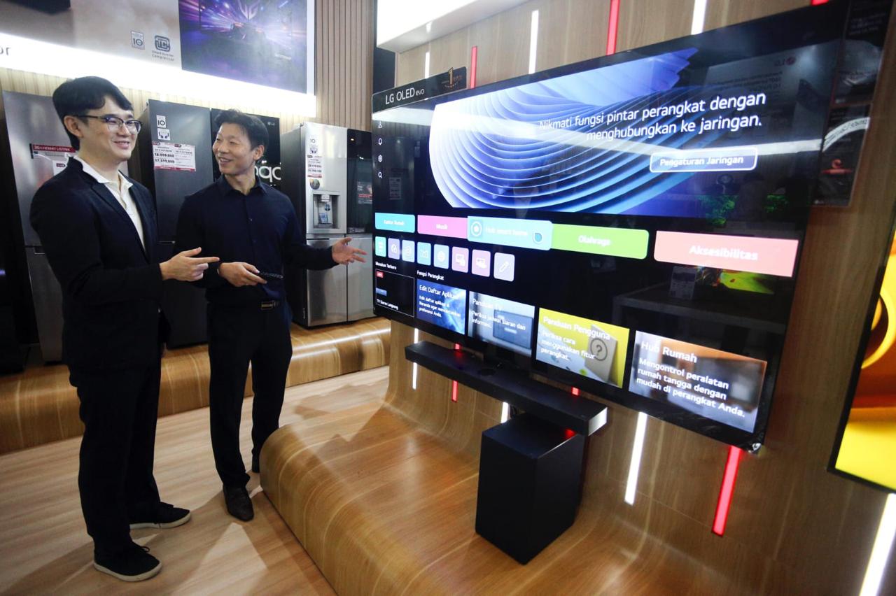 KEREN! TV LG OLED evo C4 Siap Jadi Primadona di Pekan Raya Jakarta