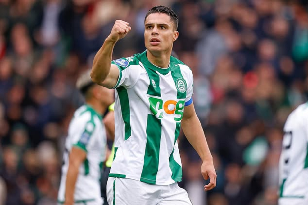 Komentar Joey Pelupessy Tentang Denny Landzaat dan Ketertarikannya untuk Ikut Membela Timnas Indonesia