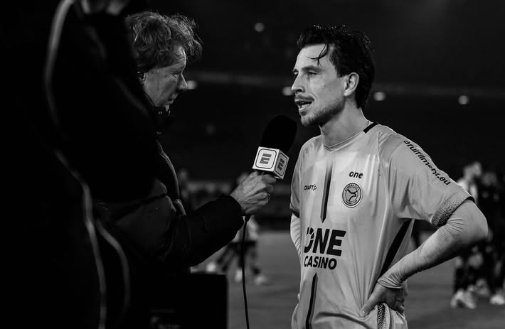Dari Idola Jadi Musuh: Thom Haye Dapat Siulan di Kandang Heerenveen!
