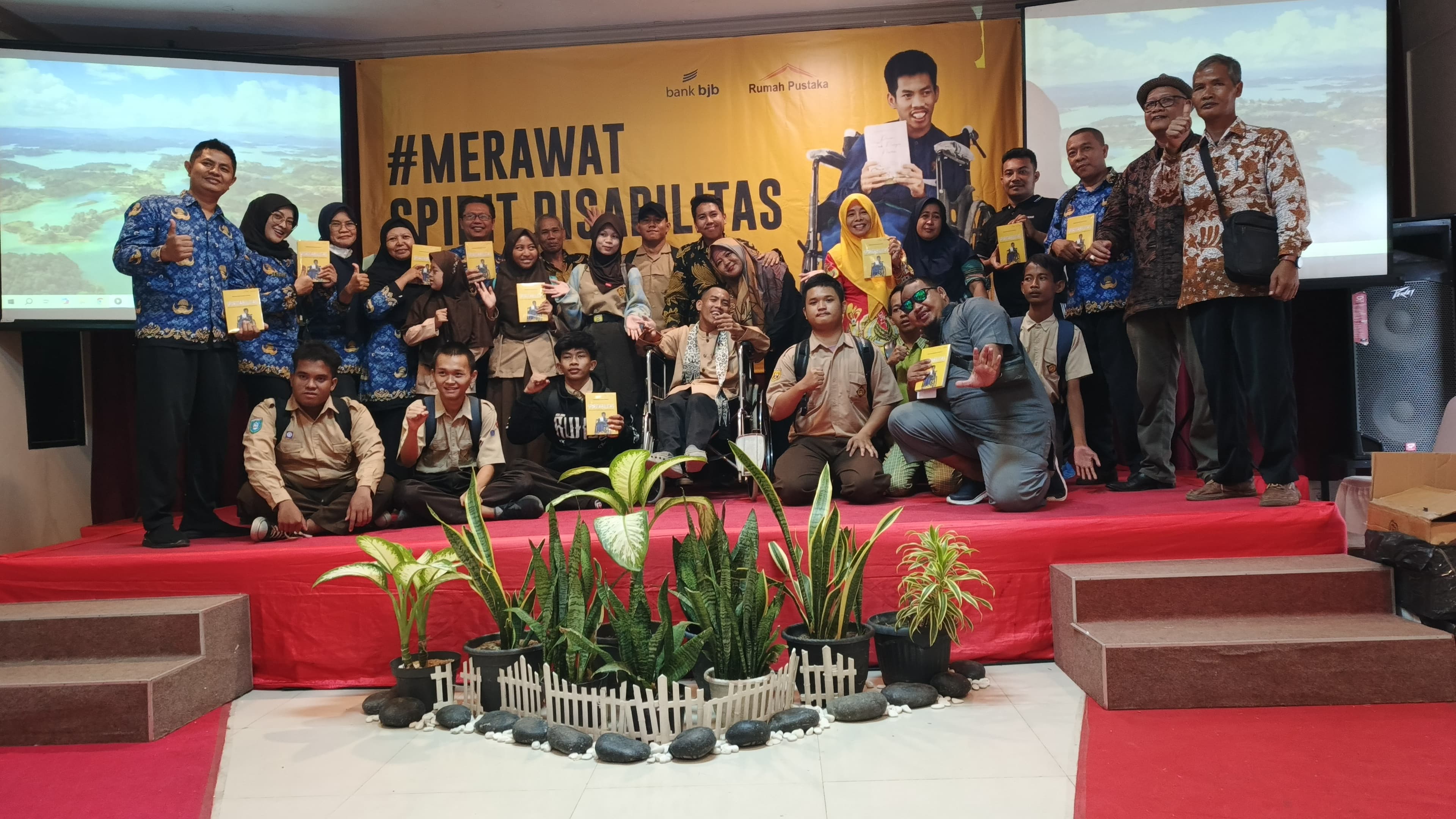 Penuh Haru dan Inspirasi, Peluncuran Buku 'Spiritabilitas' Karya Difabel Muhammad Dewana Fahrizal 