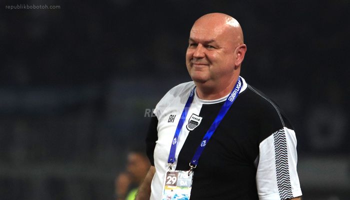 Sudah Puas! Bojan Hodak Enggan Maksimalkan Kuota 11 Pemain Asing untuk Persib, Kualitas Lebih Penting!