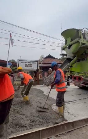 Pemkab Mendorong Perbaikan Infrastruktur Jalan hingga Desa