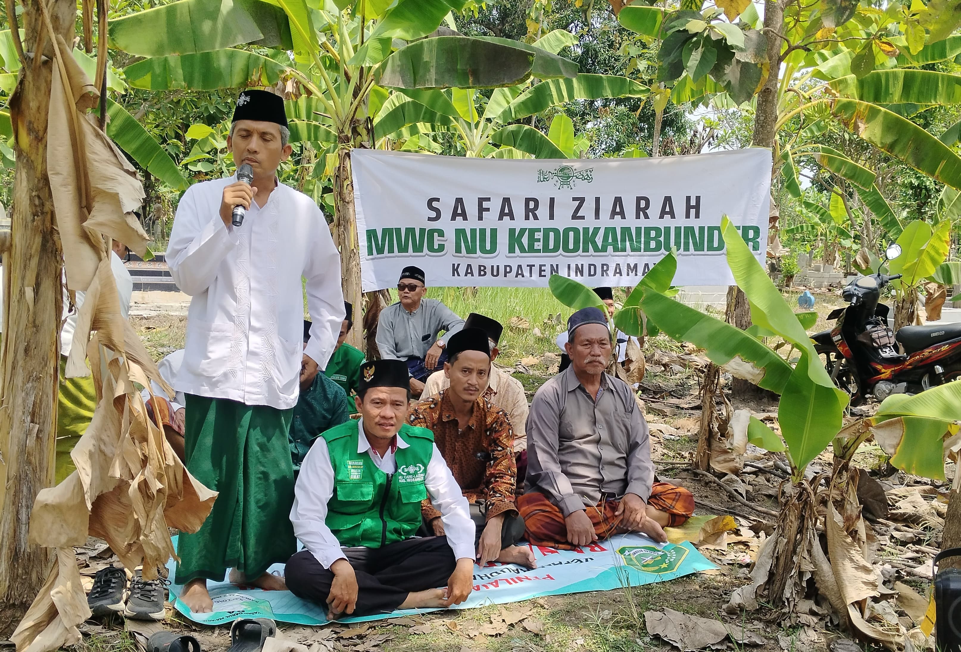Peringati HSN 2025, MWC NU Kedokanbunder Gelar Safari Ziarah ke Makam Muharrik NU di 7 Desa