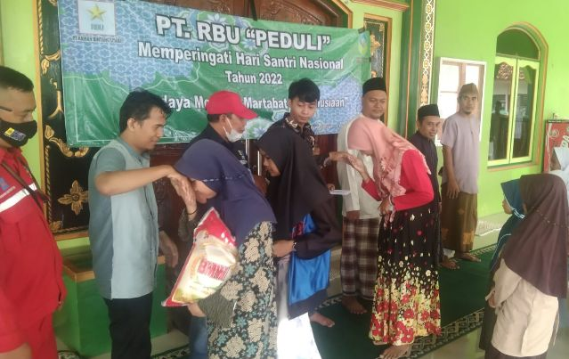 Rekanan PLTU Indramayu, Santuni Yatim Piatu 