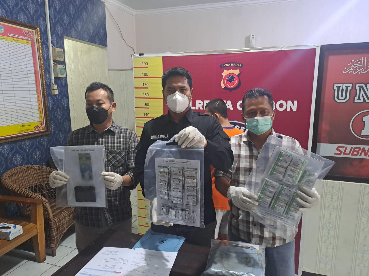 Ramai, Peredaran Obat Terlarang dengan Modus COD, Pengedar Dibekuk Polisi di Losari