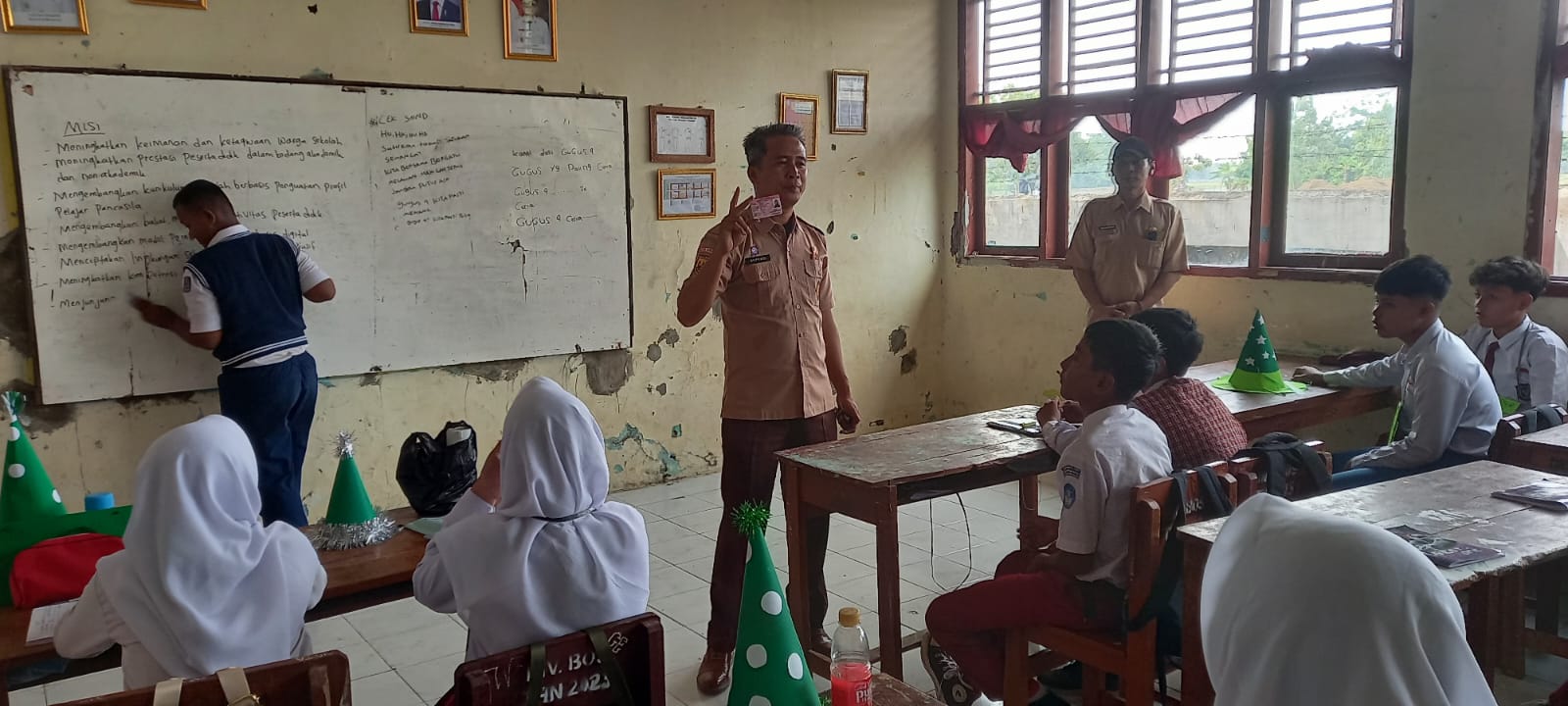 Pemcam Sukagumiwang Sosialisasi KIA di Hari Pertama MPLS
