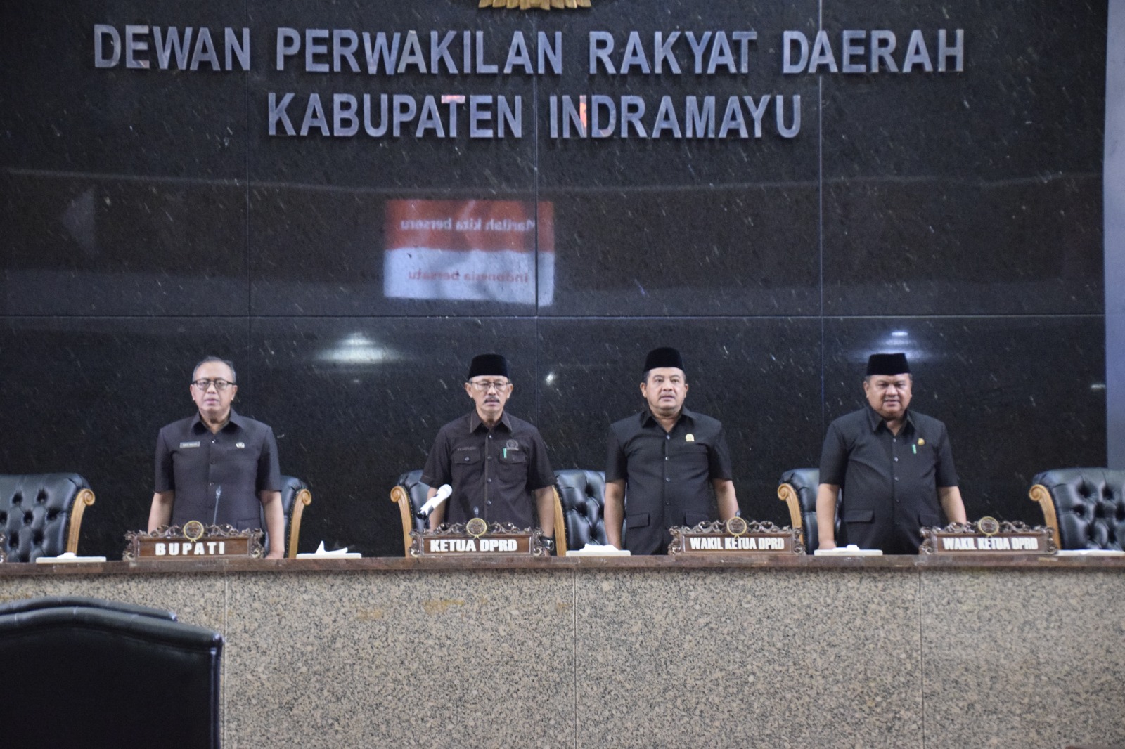 Pemkab dan DPRD Bahas Dua Raperda pada Sidang Paripurna