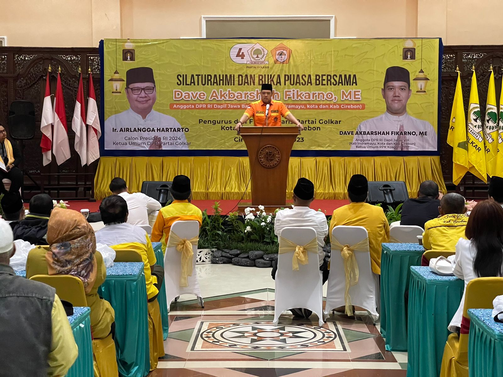 Dave Laksono Buka Bersama Seluruh Kader dan Pengurus Partai Golkar Kota dan Kabupaten Cirebon