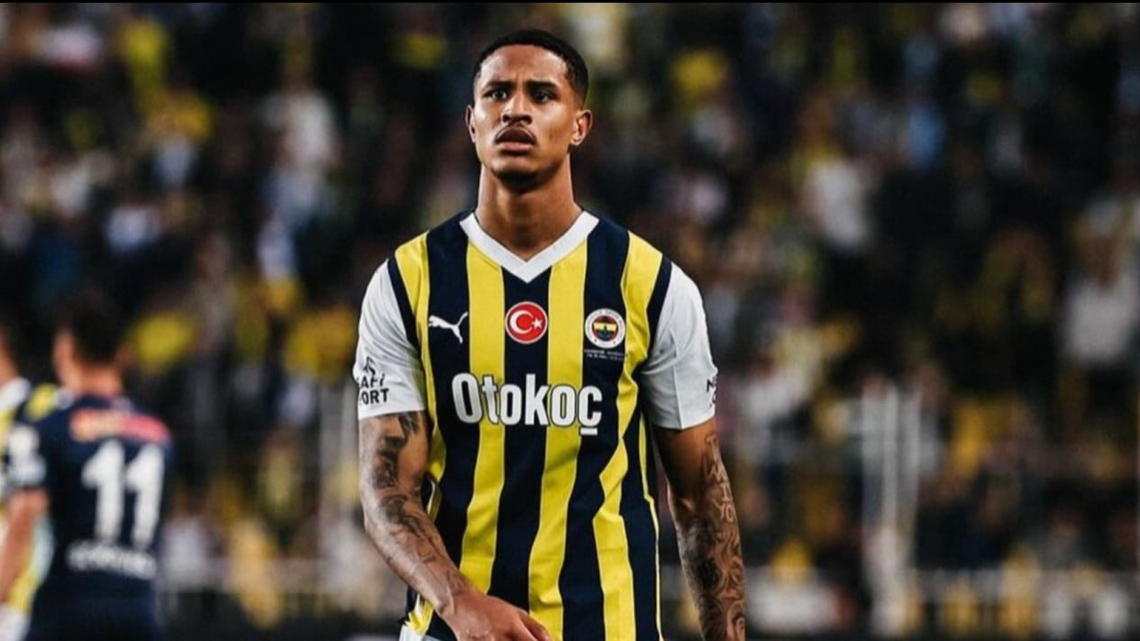 Statistik Jayden Oosterwolde vs Benfica, Menang 10 Duel di Play-Off UCL 2025/2026