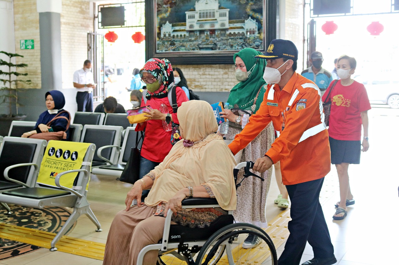 Mulai 17 September, KAI Daop 3 Cirebon Berikan Diskon 20 Persen Bagi Penumpang Disabilitas 