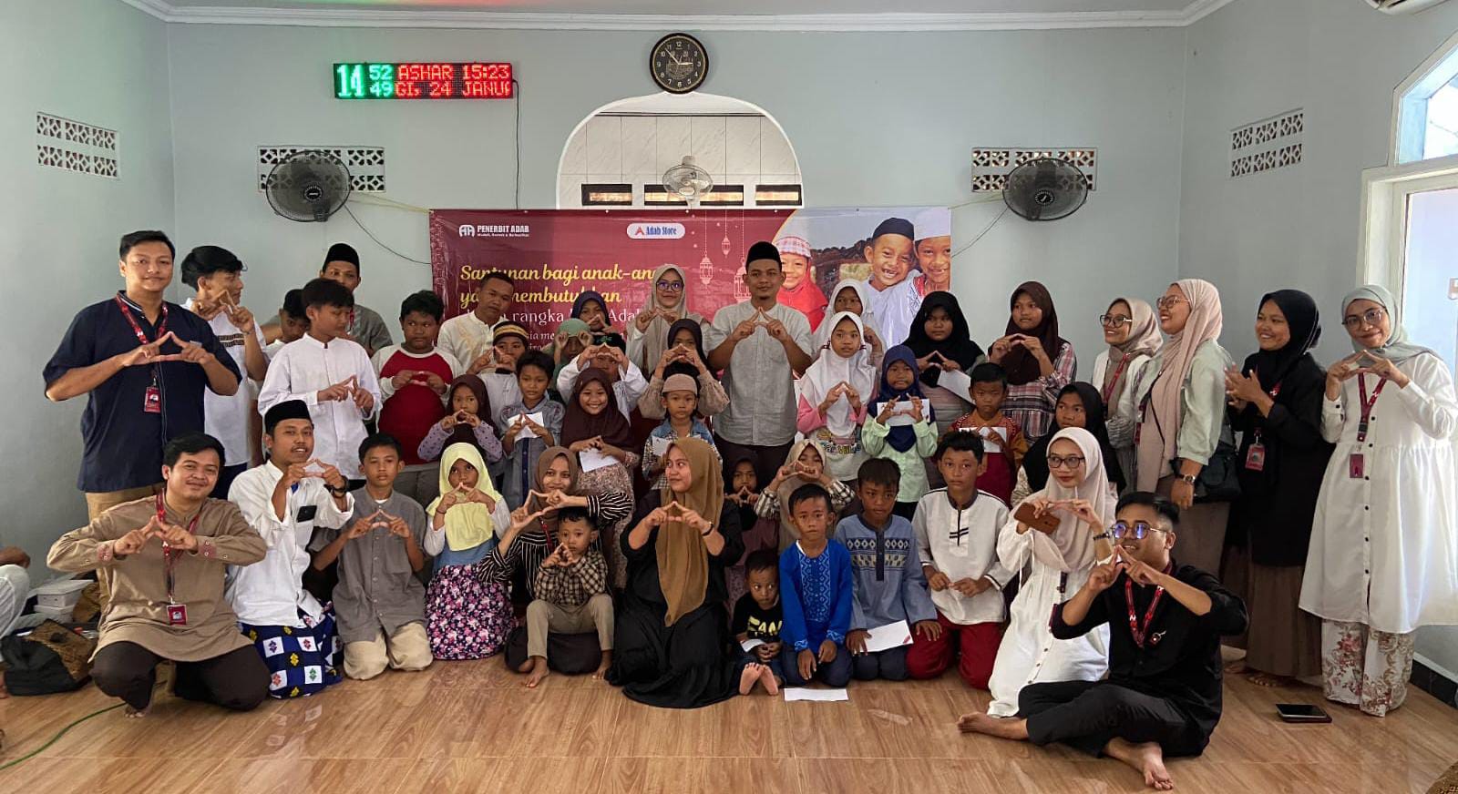 Ulang Tahun Ke-6, Penerbit Adab Tebar Kebaikan untuk Anak Yatim dan Dhuafa
