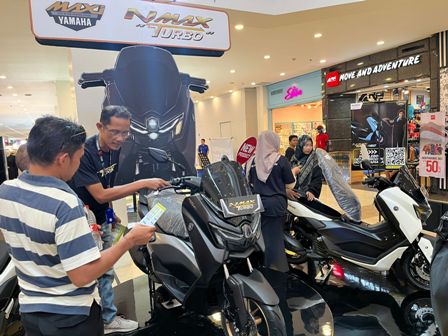 NMAX 'TURBO' Ramaikan Karawang Cental Plaza