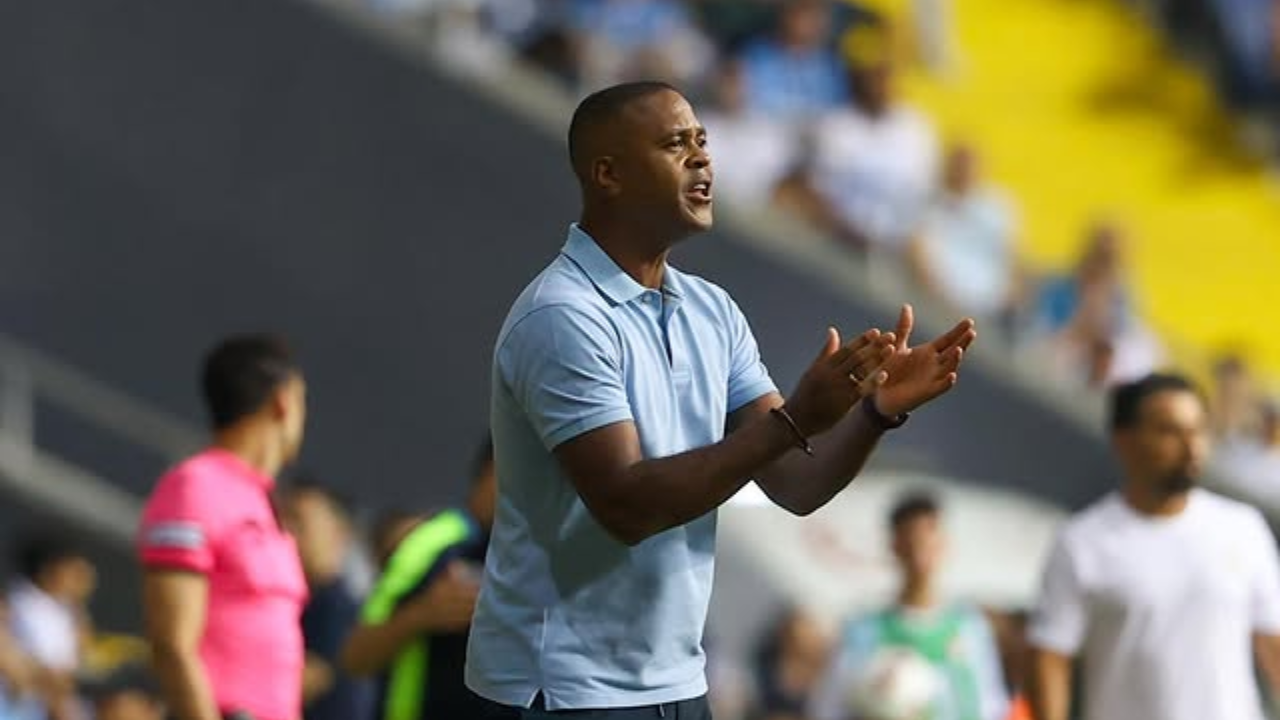 Patrick Kluivert OTW Indonesia Hari Ini! Bertemu dengan Para Pemain Timnas Indonesia Besok