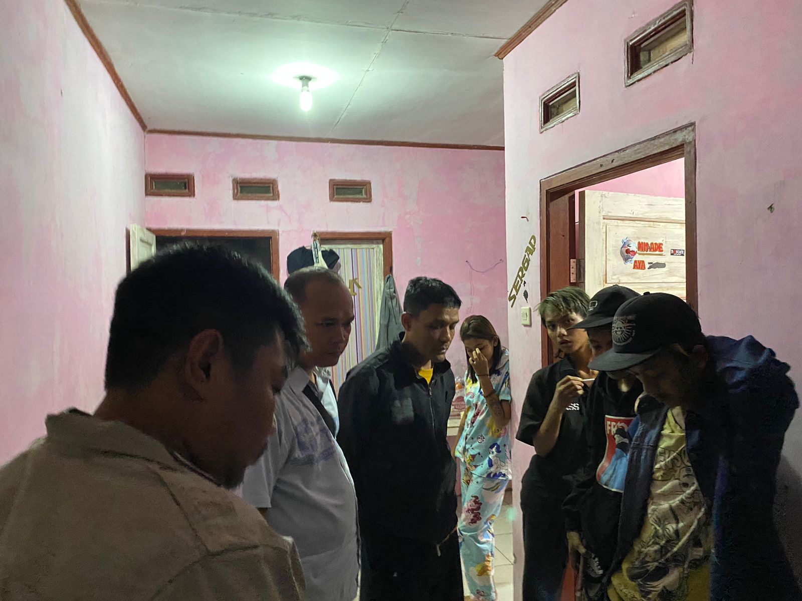 Polsek Karangampel Tertibkan Tempat Kost, Diduga Jadi Tempat Asusila