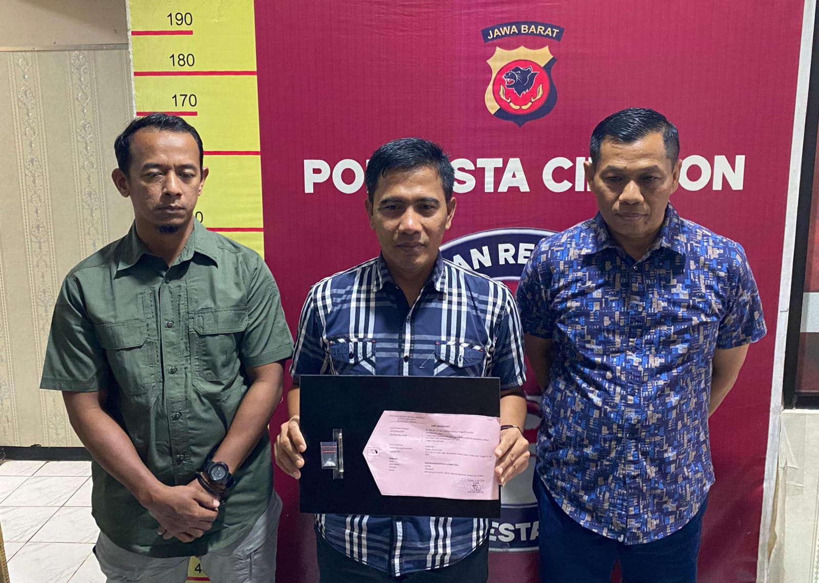 Kuwu Desa Palimanan Barat Ditangkap Sedang Nyabu