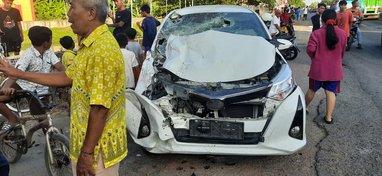 Kecelakaan Beruntun di Jalan Raya Pantura Kertasemaya, 3 Luka-Luka