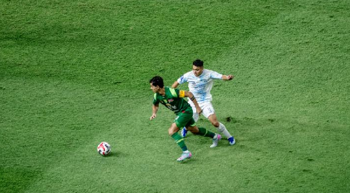 Super League Indonesia 2025/26 Baru Mulai, Kualitas Siaran Super League Dibanjiri Hujatan Netizen Lagi!