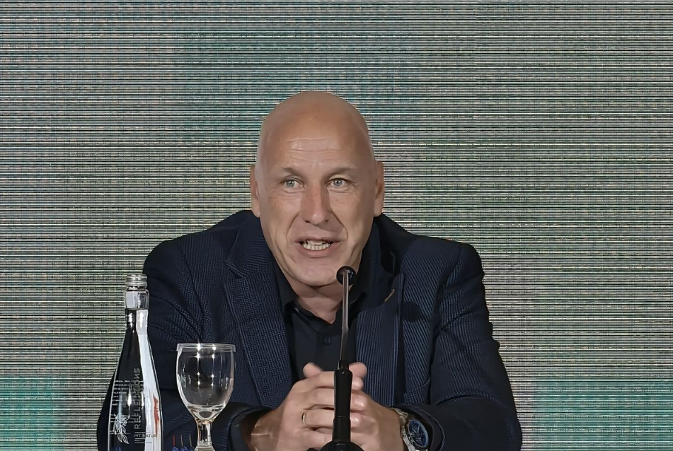 Persiapan Lolos Piala Dunia Dimulai 2026! Inilah Roadmap Sepakbola Timnas Indonesia Versi Alexander Zwiers!