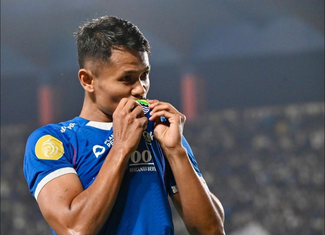 Dimas Drajad Dihukum Berat AFC, Absen Bela Persib Bandung