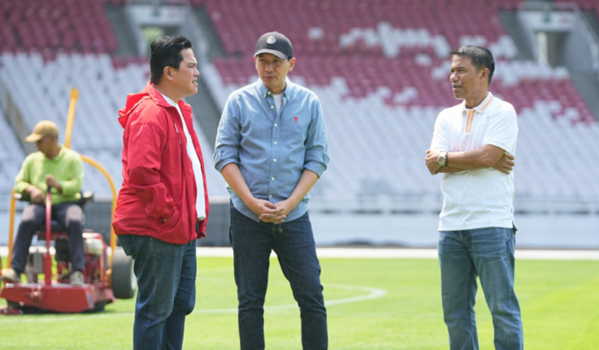 Jelang Pertandingan Indonesia vs Australia Besok, Erick Thohir Bersama Jajaran Anggota PSSI Cek Kondisi SUGBK