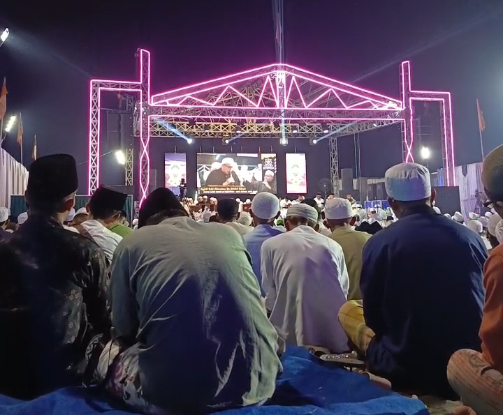 Ribuan Jemaah Padati Haul Akbar ke-105 Al Habib Yusuf Bin Ahmad Bin Yahya di Sindang