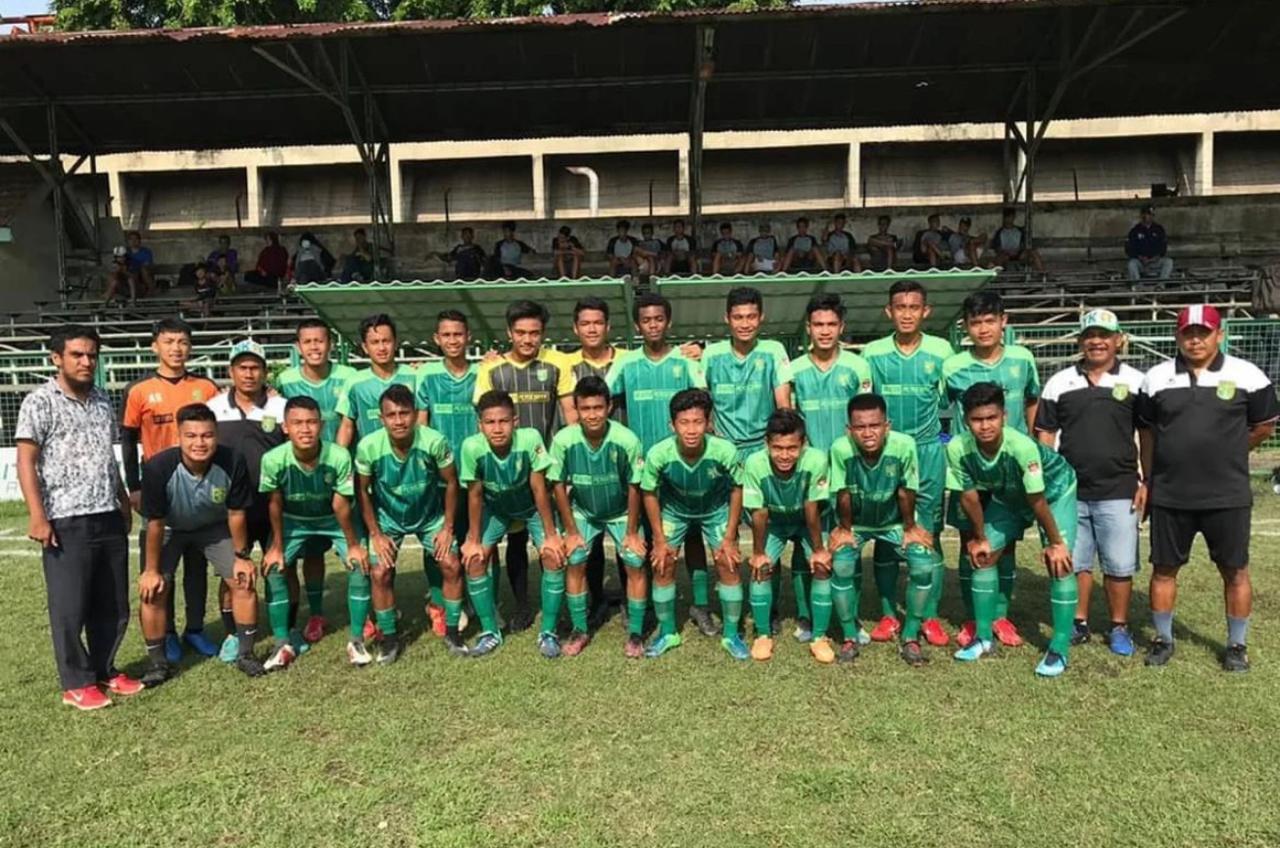 Dahlan Iskan Pamer Foto Marselino Ferdinan, Rizky Ridho dan Ernando Ari di Tim Muda Persebaya, Bisa Tebak?