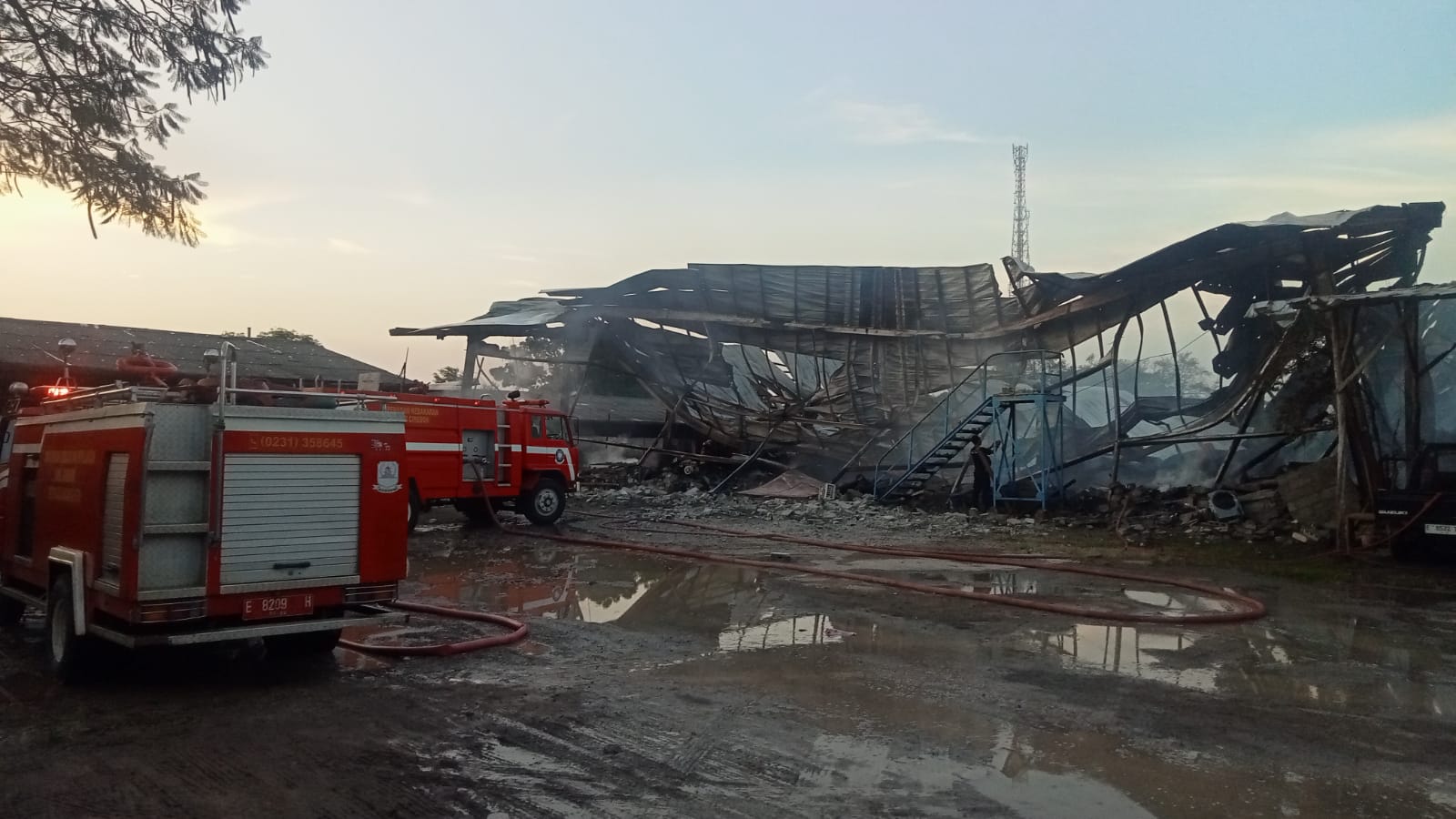 Kebakaran Pabrik Rotan,10 Kontainer Furniture Siap Ekspor Hangus Terbakar Ditafsir Kerugian Miliaran 