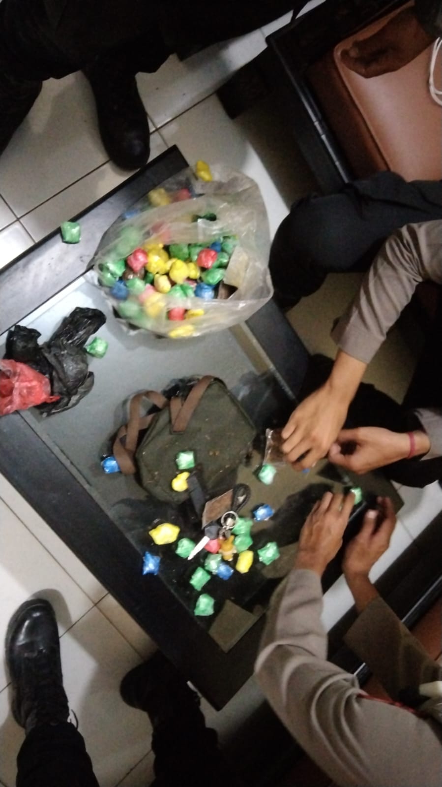 Tim Patko dan TRC Polres Indramayu Bekuk Dua Remaja Diduga Pengedar Narkotika Jenis Sinte