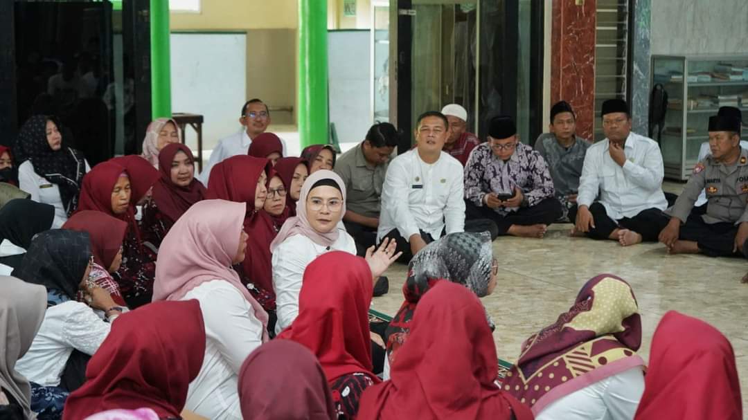 Program Jaket, Bupati Nina Minta Ketua RT dan RW untuk Mendata Pendidikan Masyarakatnya