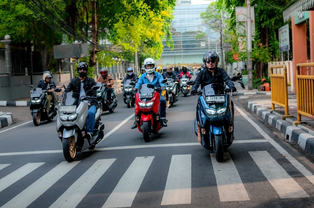 Tunjukan Eksistensi Diri, Puluhan Biker NMAX Gelar Satmori Keliling Jakarta