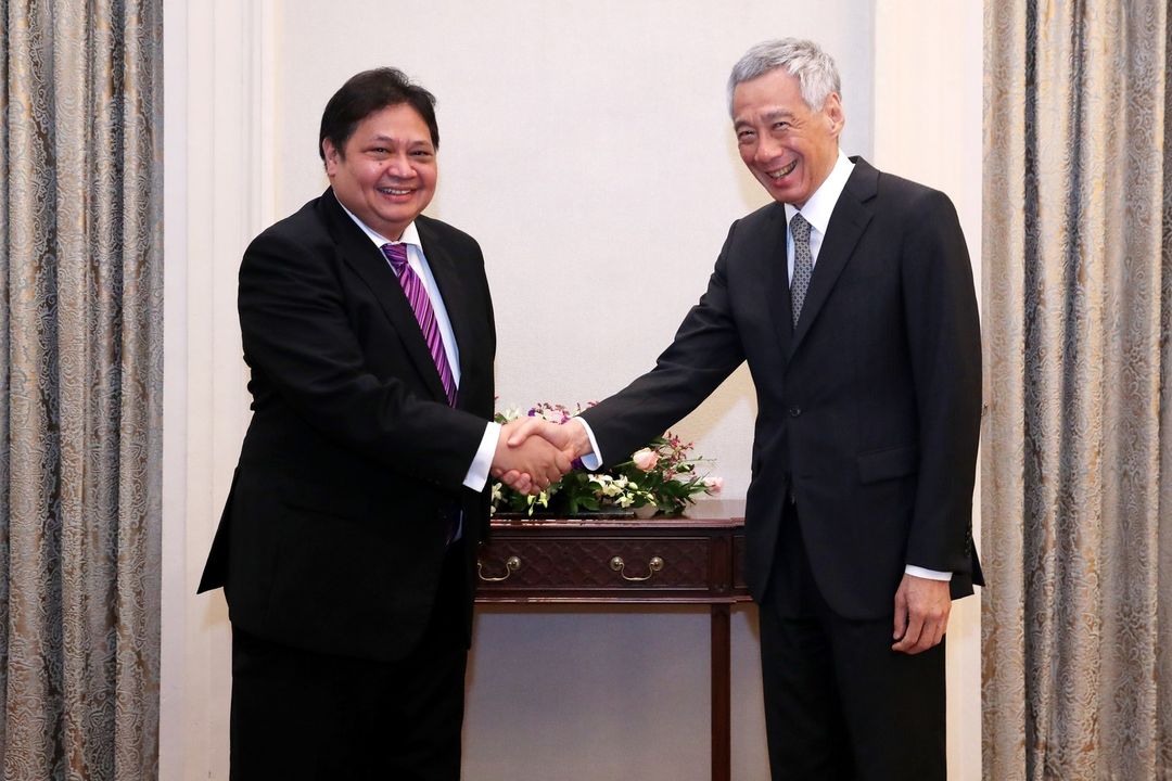 Airlangga Wakili Indonesia Bertemu Perdana Menteri Singapura Lee Hsien Loong