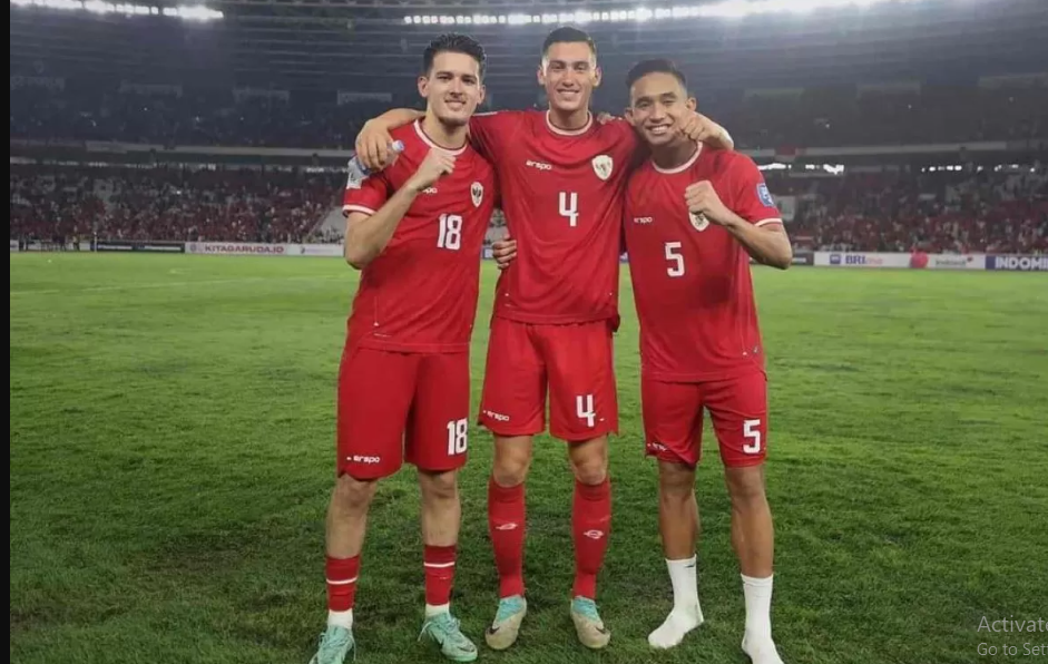 Freddy Muli Sindir Keras Kluivert: “Jangan Nekat Ubah Formasi Benteng Tiga Bek Tengah Indonesia!”