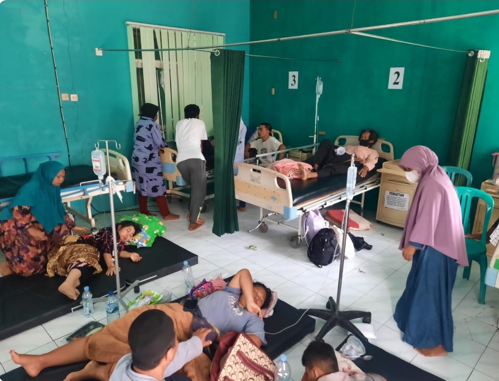 Ratusan Warga Tasikmalaya Keracunan, Sempat Makan Bersama Syukuran Haji