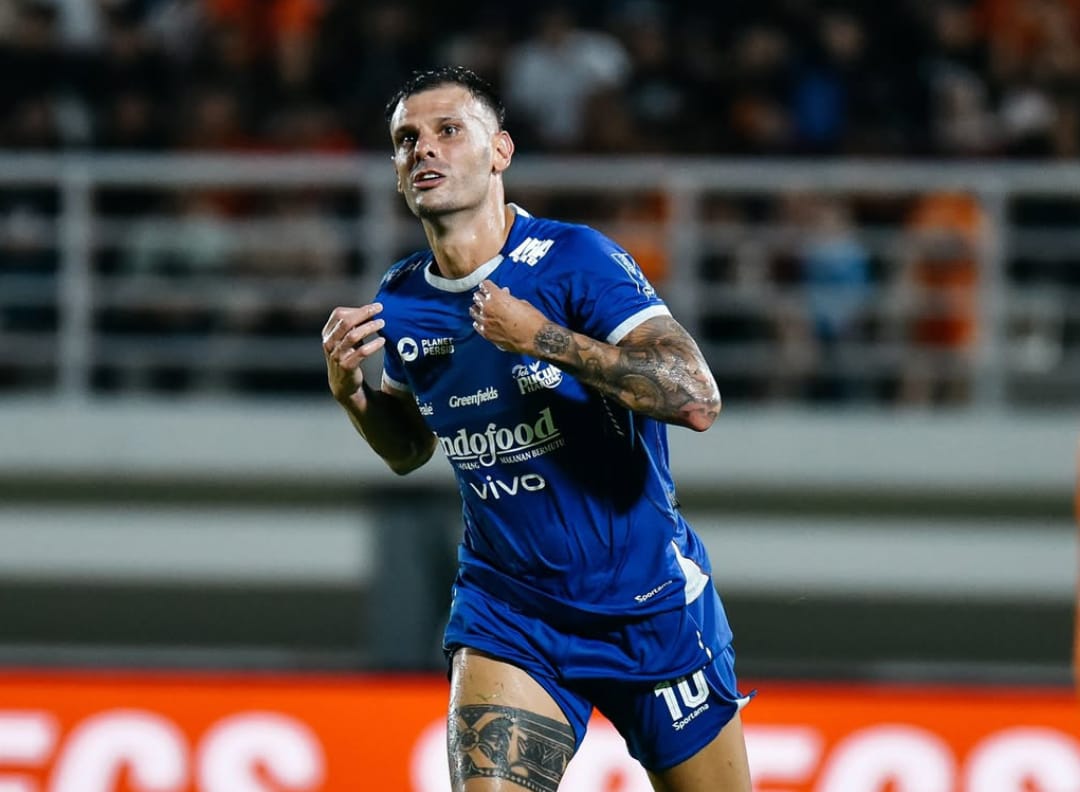 Butuh 8 Poin Lagi untuk B2B! Tyronne Del Pino Pilih Bawa Persib Juara Daripada Kejar Top Skor