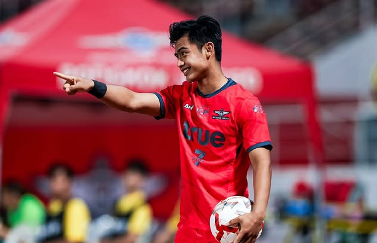 Media Vietnam Beri Komentar Tentang Performa Gemilang Pratama Arhan di Liga Thailand Karena Lemparan Jauhnya