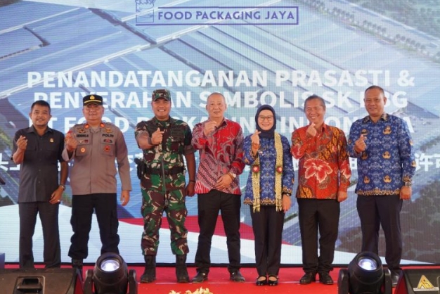 Bupati Nina Resmikan Pembangunan Pabrik PT Food Packaging Jaya di Kawasan Industri Losarang
