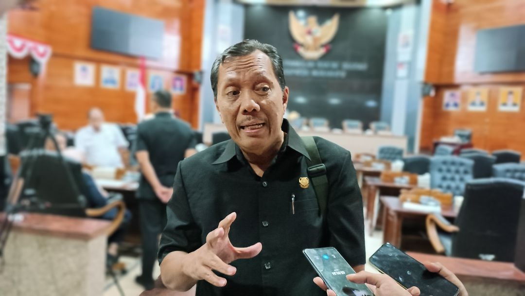 Fraksi-fraksi di DPRD Indramayu Tanggapi LKPJ Bupati Indramayu Tahun Anggaran 2022