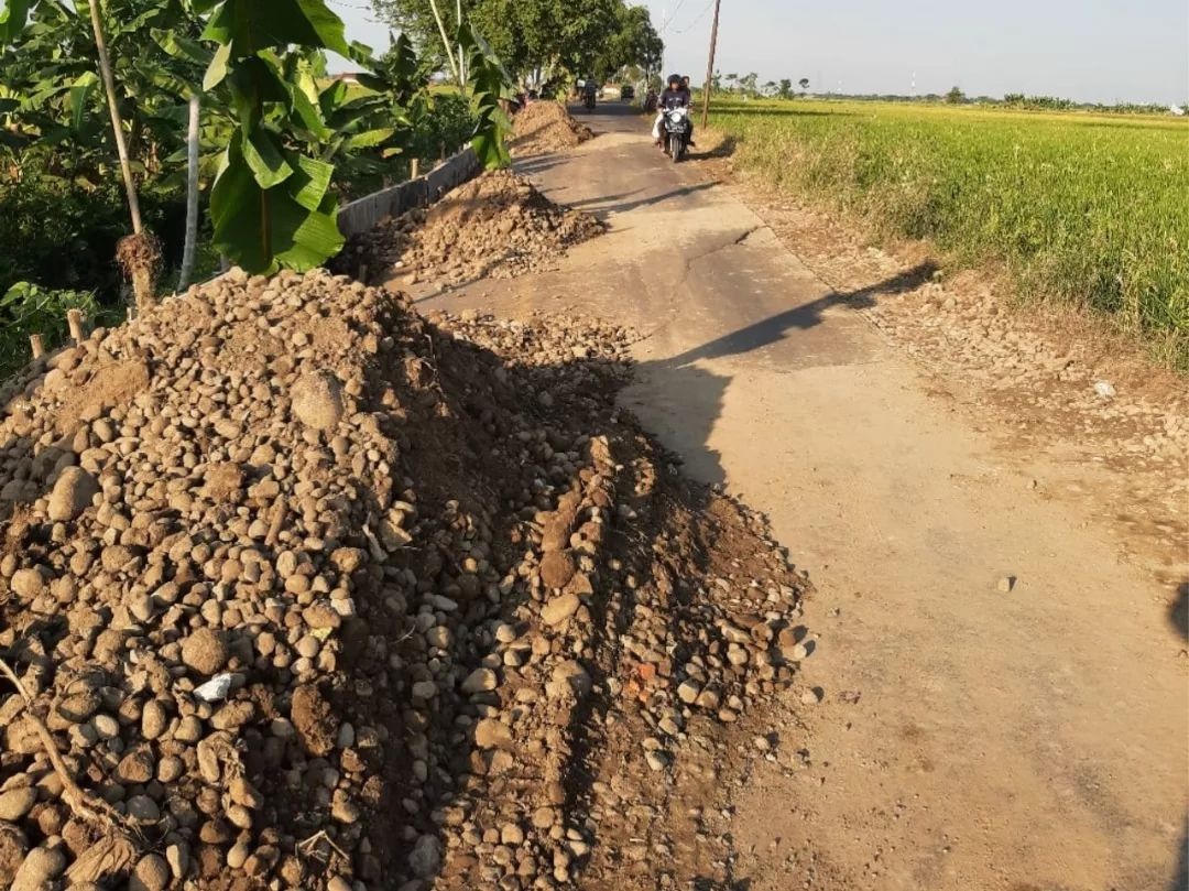 Antisipasi Lakalantas, Jalan Badak Diperbaiki