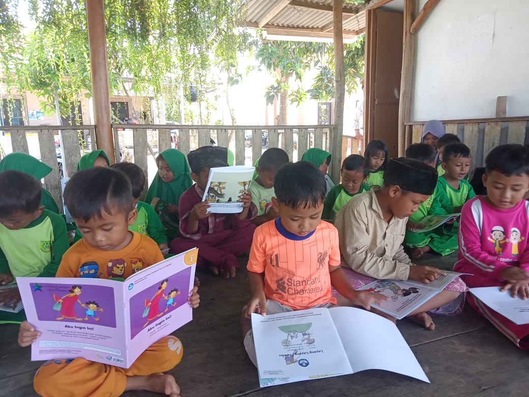 'Literasi Anak Hebat' untuk Cegah Kecanduan Game Online