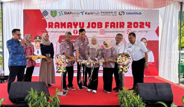 Pemkab Adakan Job Fair, Harapan Baru Bagi Pencari Kerja di Indramayu