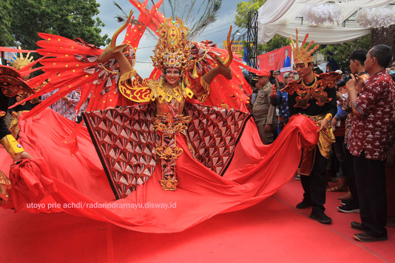 Kirab dan Karnaval Budaya Pengganti Festival Tjimanuk Meriahkan Hari Jadi ke-495 Indramayu