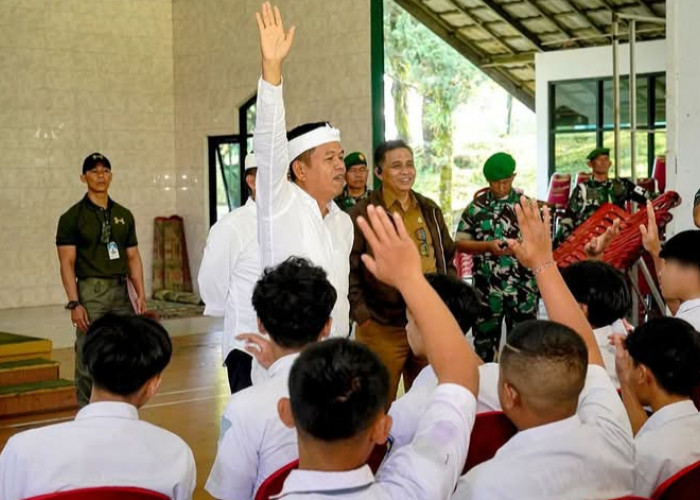 Sering Bolos dan Tawuran, 19 Siswa dari Indramayu Jalani Pendidikan Karakter di Barak Rindam Siliwangi Bandung