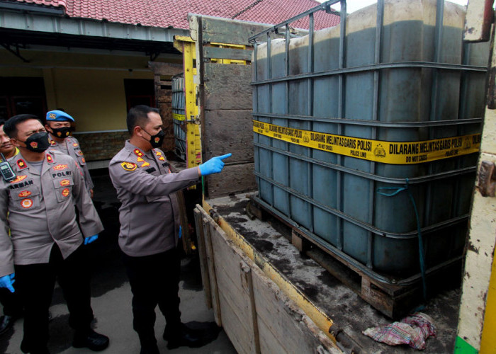 Polres Indramayu Berhasil Ungkap Penimbunan BBM Bersubsidi